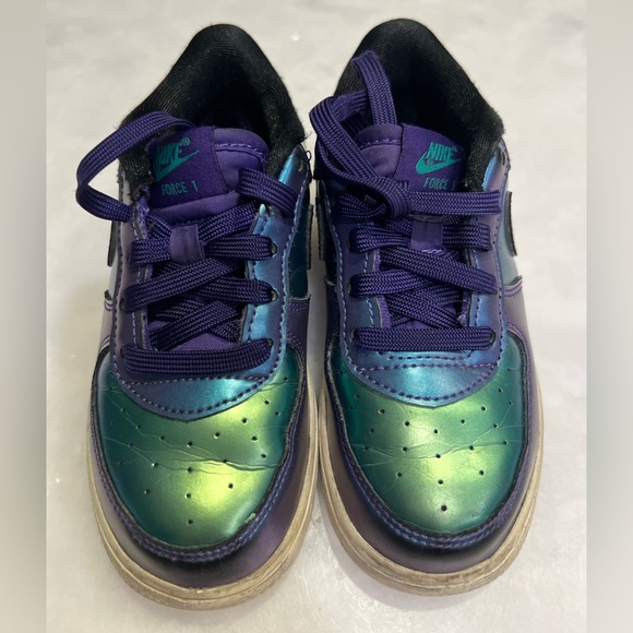 NIKE Air Jordan - Metallic! Rare One of a Kind! Toddler 9c EXCELLENT CONDITION - Picture 2 of 4